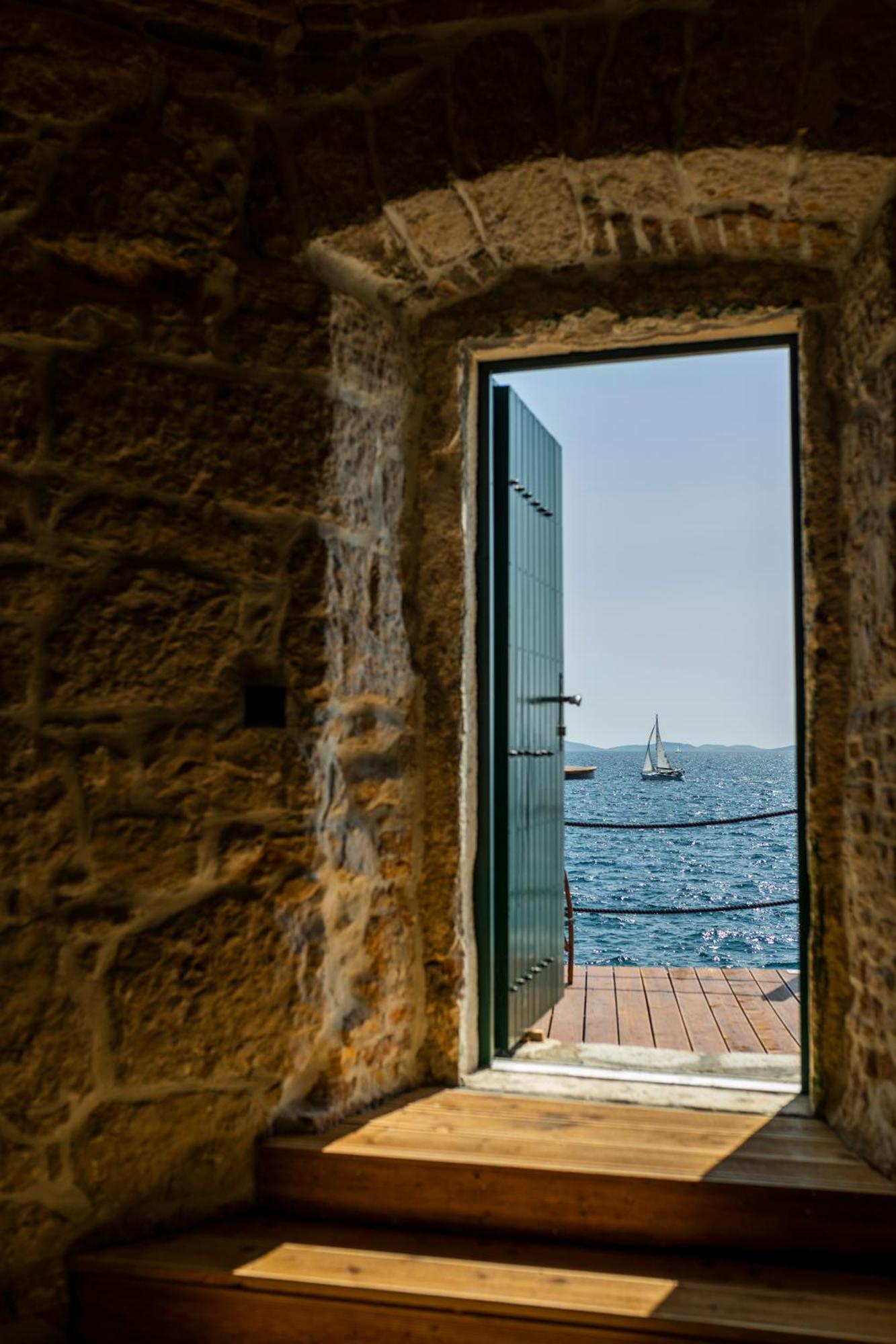 Duo Soles - Apartments With Private Parking Near Zadar Murvica  Экстерьер фото