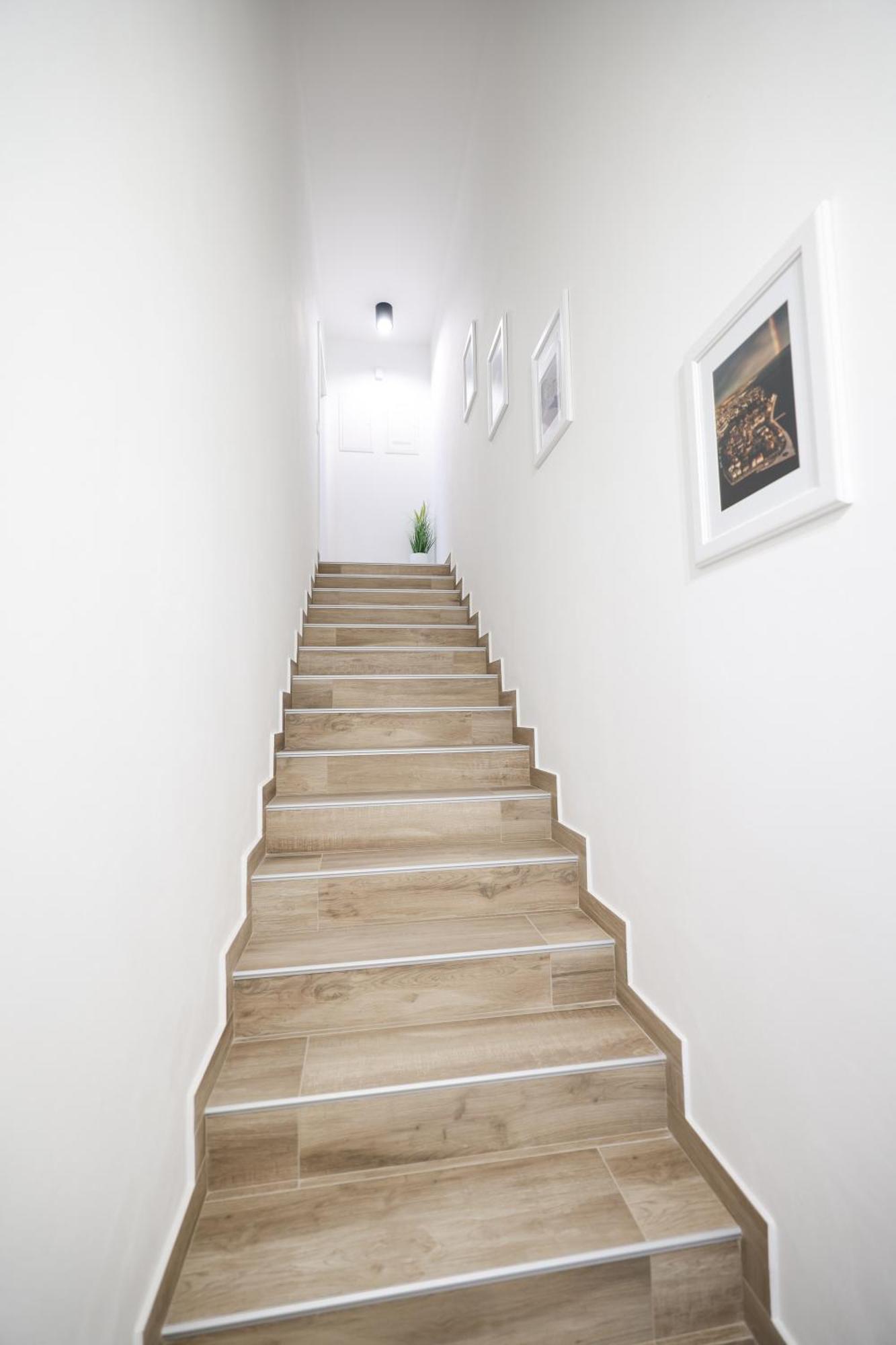 Duo Soles - Apartments With Private Parking Near Zadar Murvica  Экстерьер фото