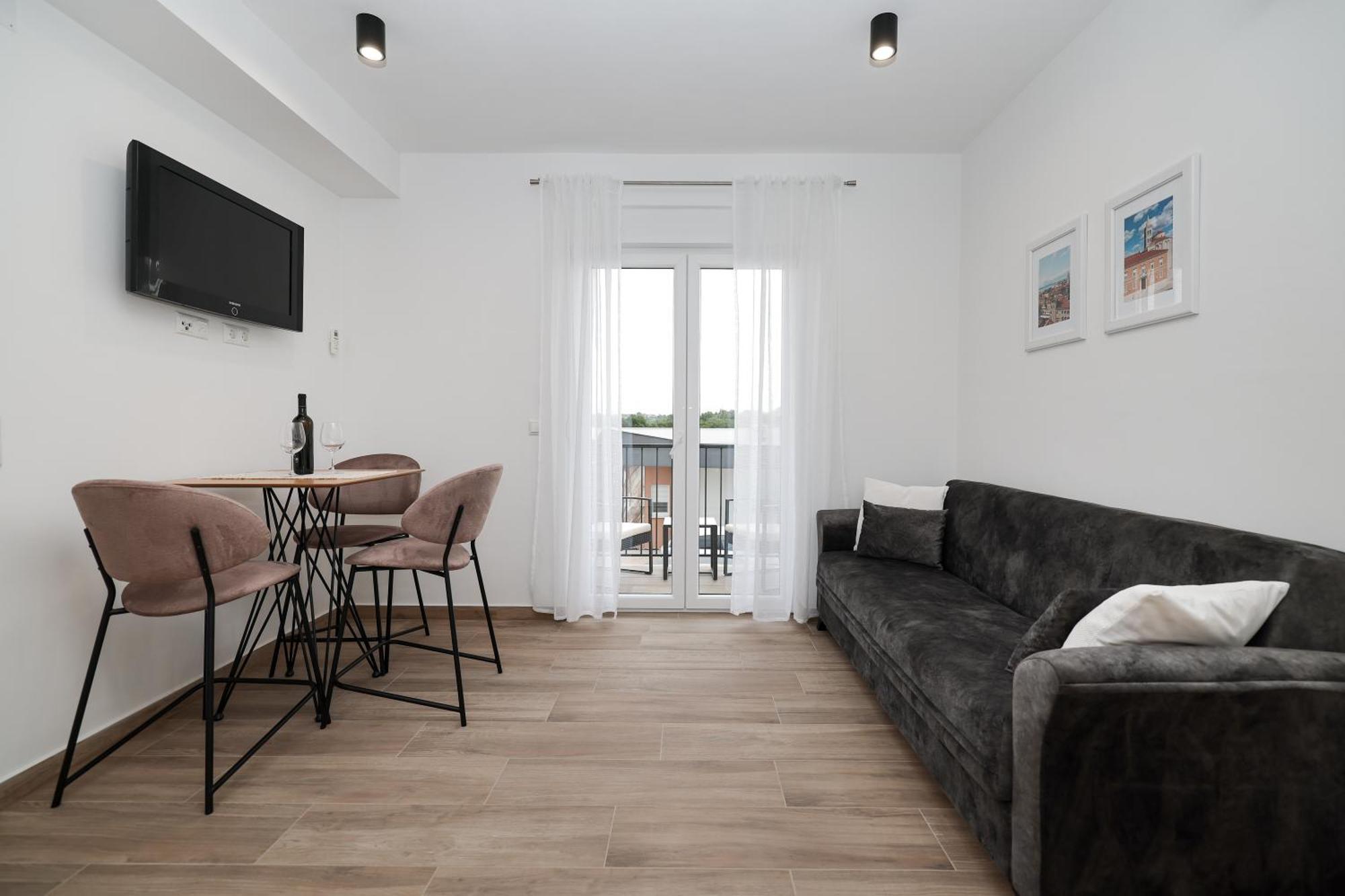 Duo Soles - Apartments With Private Parking Near Zadar Murvica  Экстерьер фото